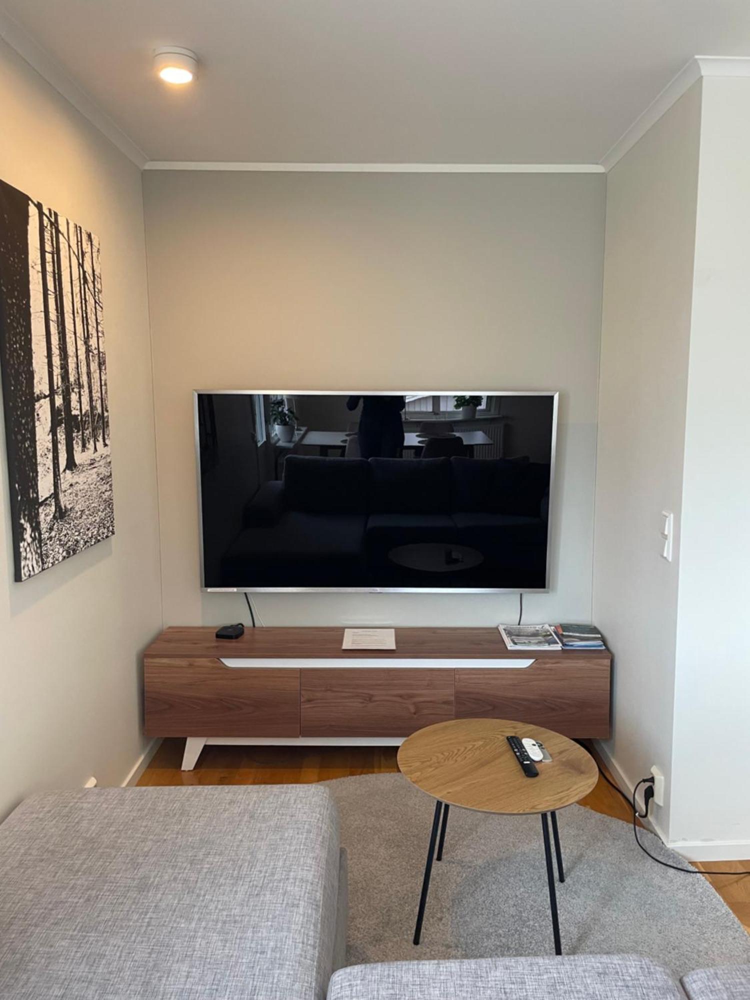 Annies Hus - Very Nice 2 Bedroom Apt Top Floor Stromstad Luaran gambar